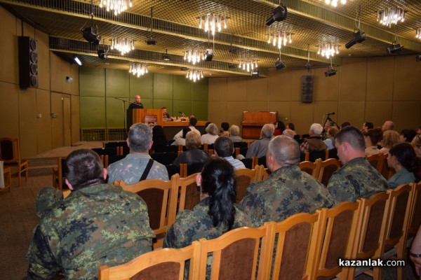 Проф. Петко Ст.Петков представи книгата “Пътищата към Освобождението“ пред родна публика