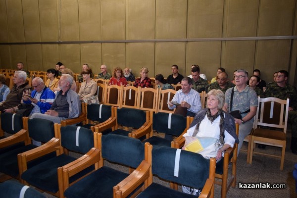 Проф. Петко Ст.Петков представи книгата “Пътищата към Освобождението“ пред родна публика