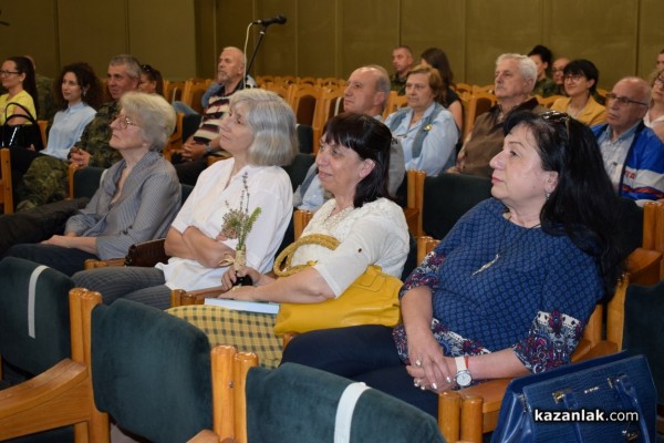 Проф. Петко Ст.Петков представи книгата “Пътищата към Освобождението“ пред родна публика