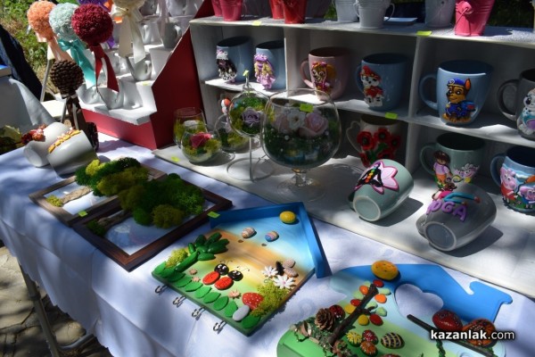 Фестивалът „Здравей, здраве“ събра хиляди съмишленици в Казанлък 