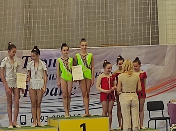 Грациите на “Розoва Долина“ се завърнаха с куп медали от турнир в столицата