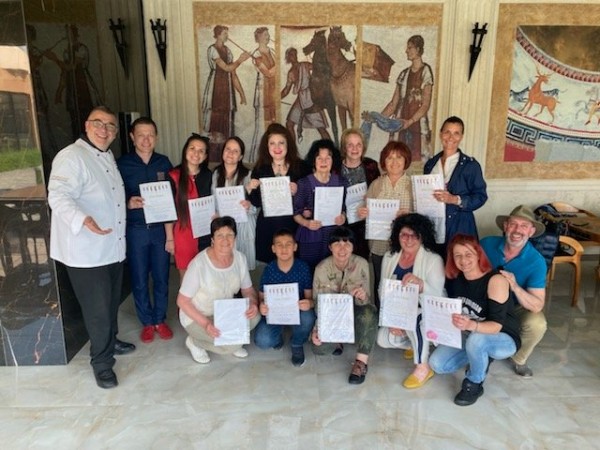 Комплекс “Дамасцена“ бе домакин на втория кралски шоколадов клас на Хармония СПА