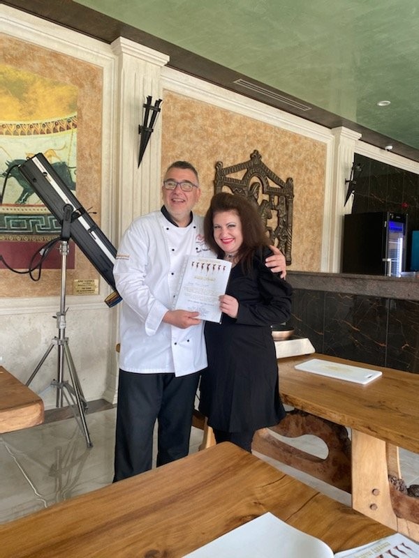 Комплекс “Дамасцена“ бе домакин на втория кралски шоколадов клас на Хармония СПА