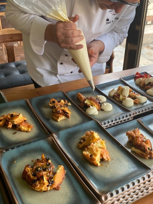 Комплекс “Дамасцена“ бе домакин на втория кралски шоколадов клас на Хармония СПА