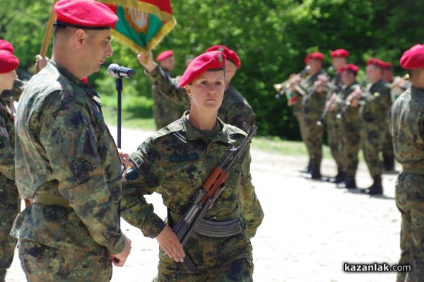 Военна клетва край паметника на Хаджи Димитър