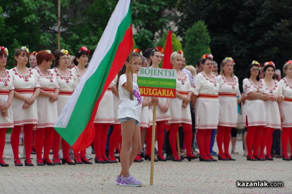 Тъпан бие, хоро се вие 2022