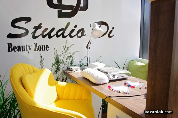 Млади, свежи, амбициозни - екипът на най-новия салон за красота в Казанлък “Studio Di“ 