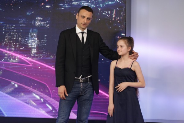 Художничката Фая гостува в ефира на bTV Action с Димитър Бербатов