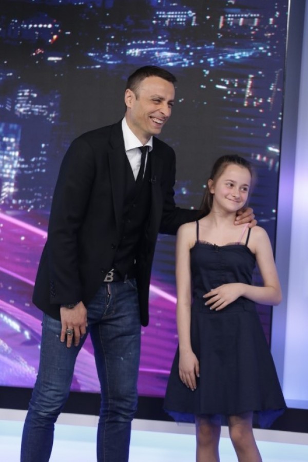 Художничката Фая гостува в ефира на bTV Action с Димитър Бербатов