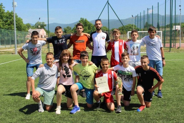 Отборите на “Вапцаров“, МГ-то и Механото са шампионите в общинското първенство по футбол