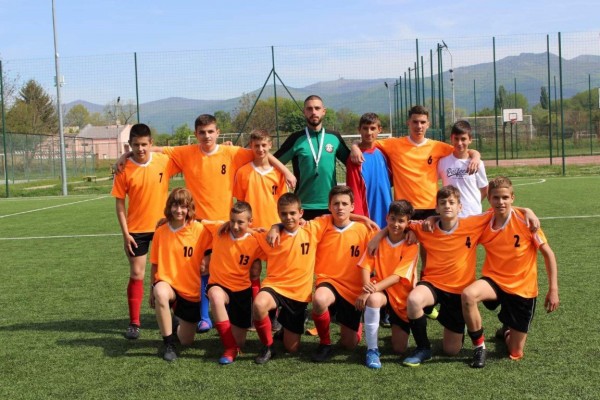 Отборите на “Вапцаров“, МГ-то и Механото са шампионите в общинското първенство по футбол