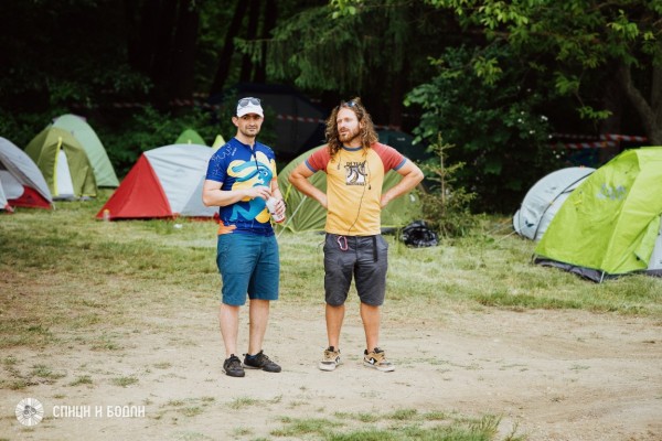 При голям интерес се проведе състезанието по планинско колоездене и бягане “Спици и бодли“