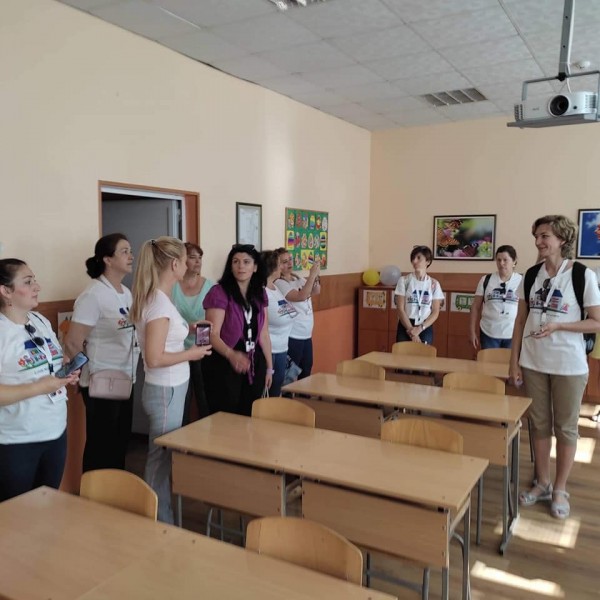 ОУ “Георги Кирков“ посрещна гости от Латвия, Португалия, Италия, Румъния и Турция