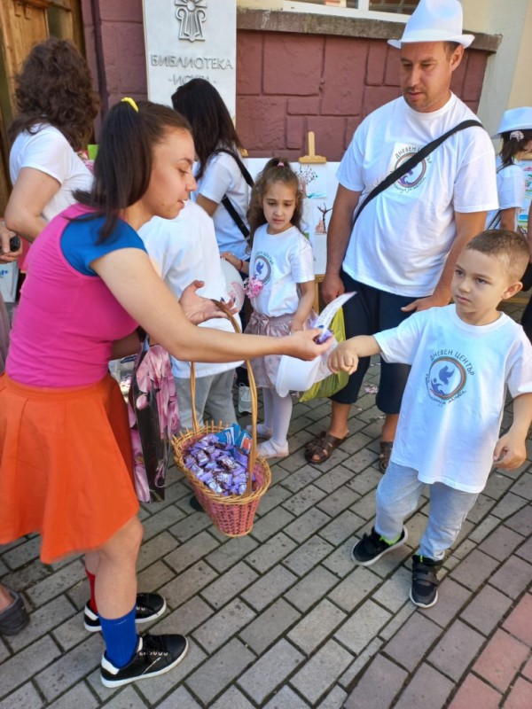 Вижте “С други очи“ на децата от ДЦДУ и ДЦПУ