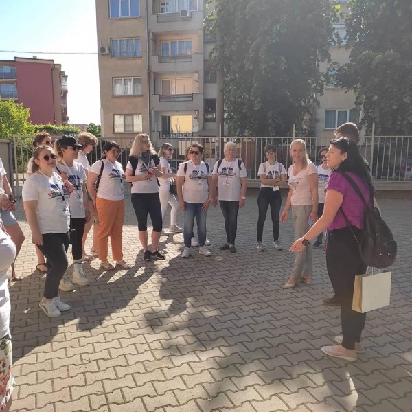 ОУ “Георги Кирков“ посрещна гости от Латвия, Португалия, Италия, Румъния и Турция