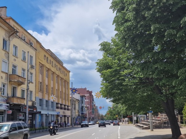 Промени в движението за Празник на розата 2022 в кулминационните събота и неделя