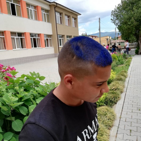 Безплатни прически и съвети във второто Турне на красотата на ПГ “Акад. Петко Стайнов“