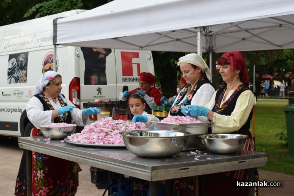 “Хлябът на българина“ и казанлъшки сладолед с Ути Бъчваров 2022