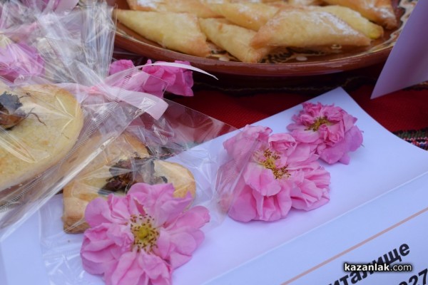 Розариумът се превърна в кулинарна арена за апетитни изкушения 