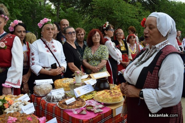 “Хлябът на българина“ и казанлъшки сладолед с Ути Бъчваров 2022