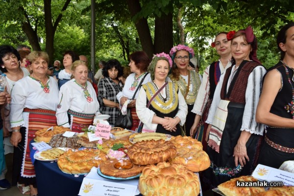 Розариумът се превърна в кулинарна арена за апетитни изкушения 