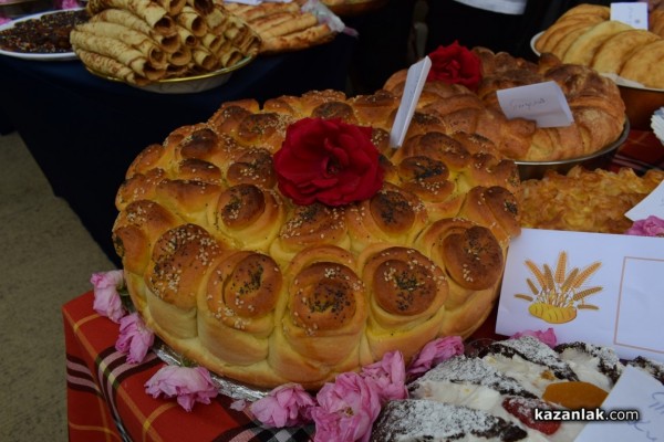 Розариумът се превърна в кулинарна арена за апетитни изкушения 