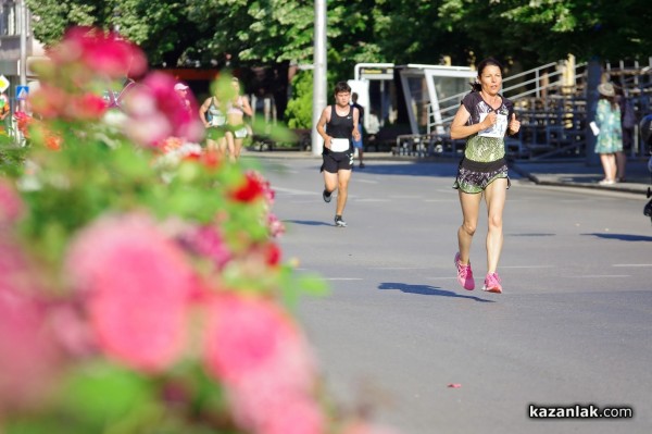 Маратон Розова долина