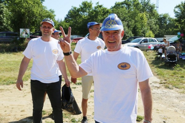 Детски празник зарадва над 200 малчугани край Язовира