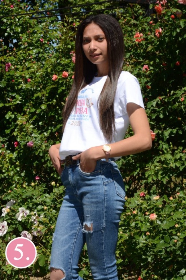 Вижте всички кандидати за Царица роза и Цар на минералната вода в Павел баня