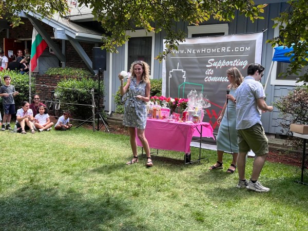 Казанлъчани организират Празник на розата и в Бостън, САЩ 