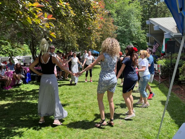 Казанлъчани организират Празник на розата и в Бостън, САЩ 