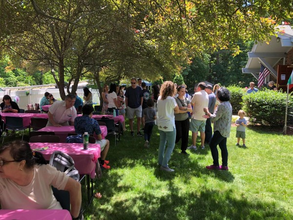 Казанлъчани организират Празник на розата и в Бостън, САЩ 