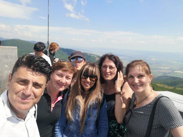 Хаджиеновци посрещнаха партньори от три държави в най-празничната седмица на Казанлък