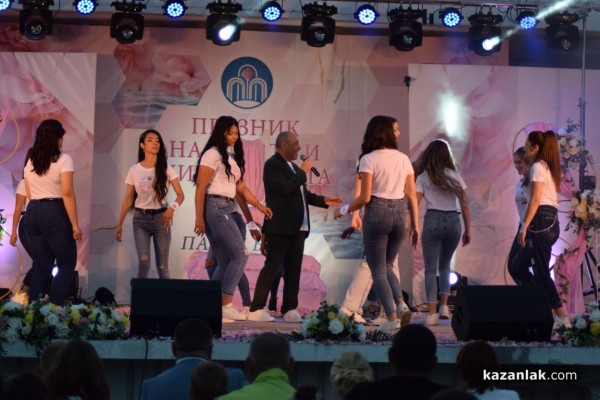 Павел баня избра новите „Царица роза“ и „Цар на минералната вода“