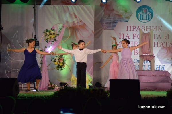 Павел баня избра новите „Царица роза“ и „Цар на минералната вода“