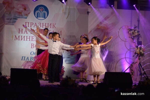 Павел баня избра новите „Царица роза“ и „Цар на минералната вода“