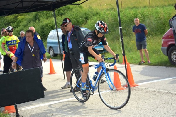 Лястовиците с призови места и титла от шампионата в Мездра 