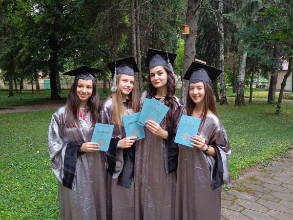 ПГЛПТ изпрати Випуск 2022 с тържествена церемония 