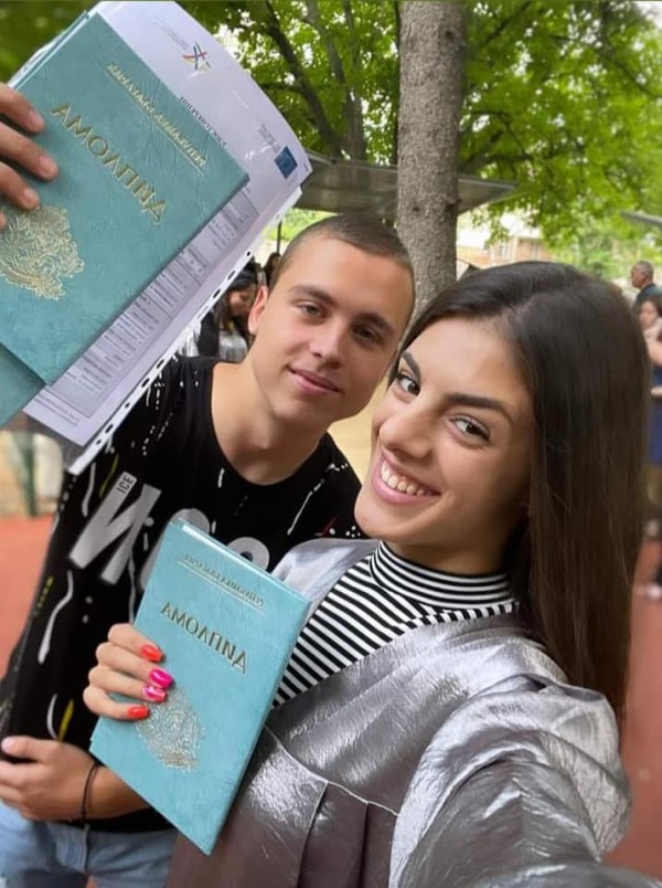 ПГЛПТ изпрати Випуск 2022 с тържествена церемония 