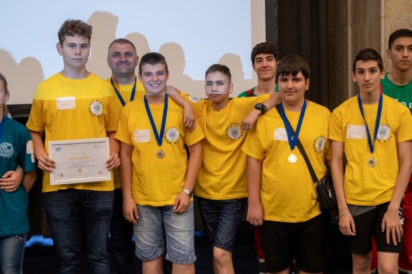 ДАПР „ИКТ Център“ с бронзова купа и много награди от „Роботика за България 2022“