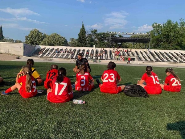 Момичетата от ФК “Розова долина“ станаха четвърти в България след оспорвана игра в Стара Загора 