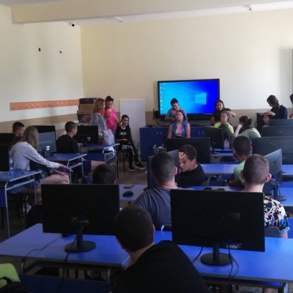 Предстои кулминацията в Турне на красотата на ПГ “Акад. Петко Стайнов“