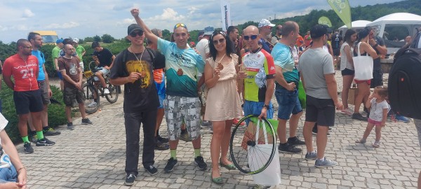 Лястовиците се върнаха с медали от две състезания