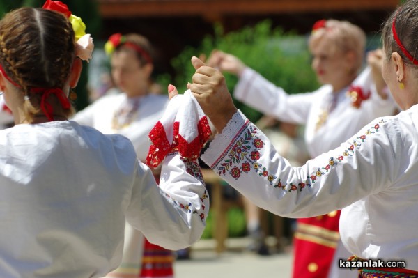 Заигра се хоро голямо в Дамасцена