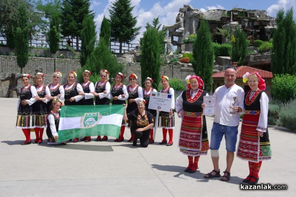 24 колектива от цялата страна разтърсиха мегдана в Дамасцена 