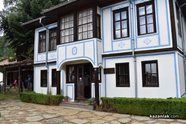 “Чирпанлиевата къща“ събира десетки майстори за Втория ножарски събор