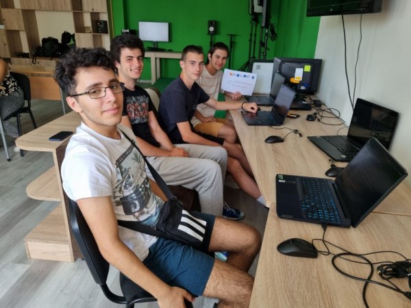 Ученици от ППМГ се готвят за мобилност в гр. Римини, Италия