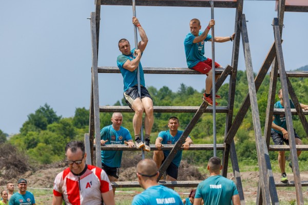 Стремци се включиха в приключението “Legion Run“