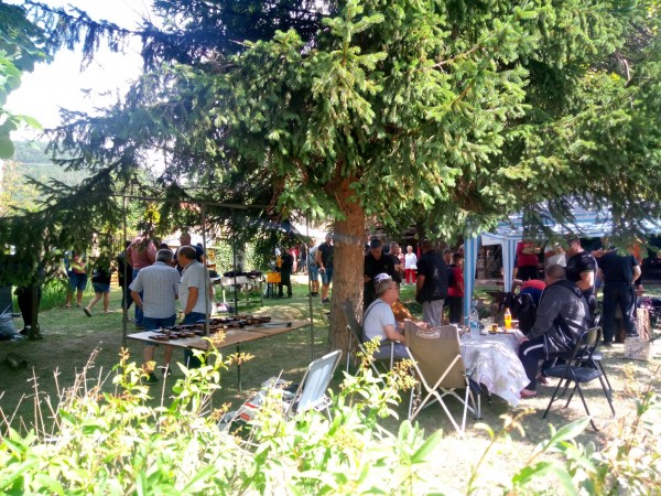 Ковачи, ножари и сарачи показаха умения на II ножарски събор в Шипка