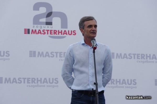 Строителният хипермаркет MASTERHAUS отвори врати в Казанлък